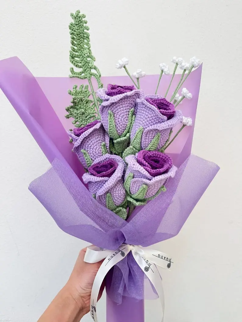 Red rose crochet flower - crochet bouquet - birthday gift - creative gift - valentine's day Gift - Housewarming - graduation gift - Gift for Friends