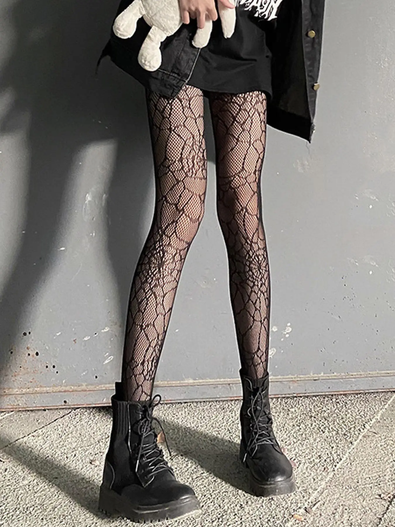 Women's Minimalist Spider Web Pattern Fishnet Mesh Tights, Womenswear, 1 Pair Basic Comfy Breathable High Stretch Slim Fit Nylon Pantyhose for Women, Fashion Lady Comfort Stocking for Spring & Summer