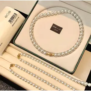 Glass Bead Magnetic Clasp Necklace for Women, Simple Light Luxury, Niche & Premium Rice Bead Design, Elegant & Versatile Clavicle Choker