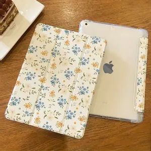 Protective Cover for Tablet Computers Featuring a Floral Tri-Fold Design, Compatible with Various for ipad Models Including Mini 4/5/6, Pro 2024 13-Inch, Air 2024, And Others. Made from TPU And PU Materials, It Includes an Adjustable Stand And a Slot for