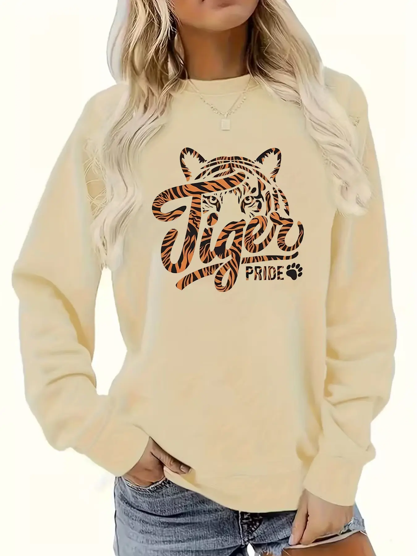 Women's Round Neck Sweatshirt, Tiger Pattern Design, Casual Fitted Style, Comfortable and Versatile, Perfect for Fall & Winter