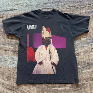 Beetlejuice Pope Outfit Funny Meme Graphic T-Shirt, Meme Cringe Funny Dumb Shirts, Men's Vintage Casual Trend Shirt Gift For Fans, Gift For Men, Gift For Women