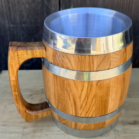 El mejor regalo  Tarros de madera 1L disponibles  1L el precio es de un solo tarro ,