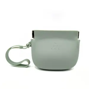 Up Dog One-Hand Treat Training Pouch - Zipless Silicone Design for Easy Access & Hands-Free Convenience - Perfect for Obedience & Puppy Training