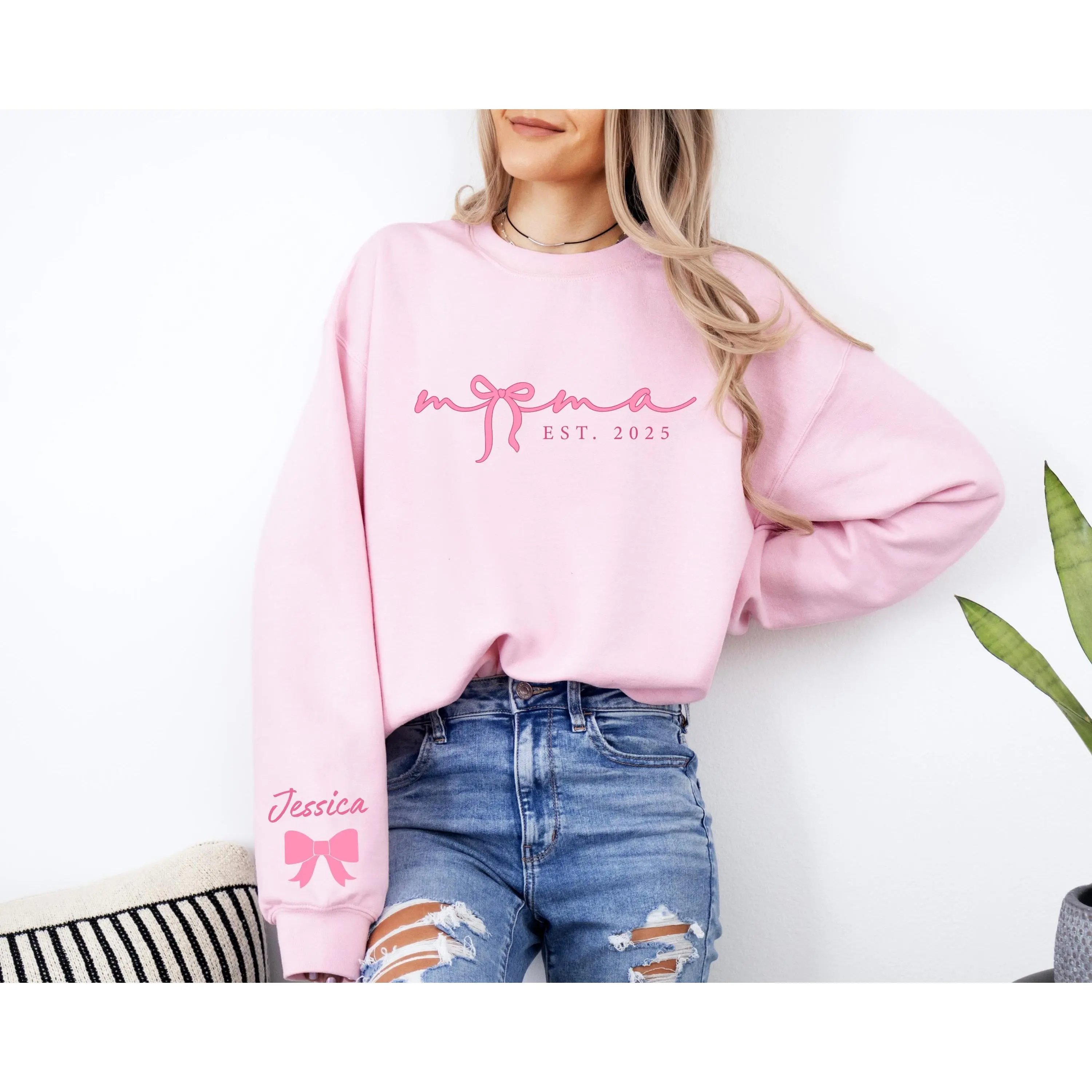 Mama Est Sweatshirt,Custom Mama Sweater With Kids Name On Sleeve,New Mom Gift,Custom Mama Est 2025 Sweater,Coquette Bow Mama Sweater,Mom Est