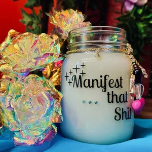 16 oz soy candle, golden petal fusion fragrance. Decor Decoration Freshener