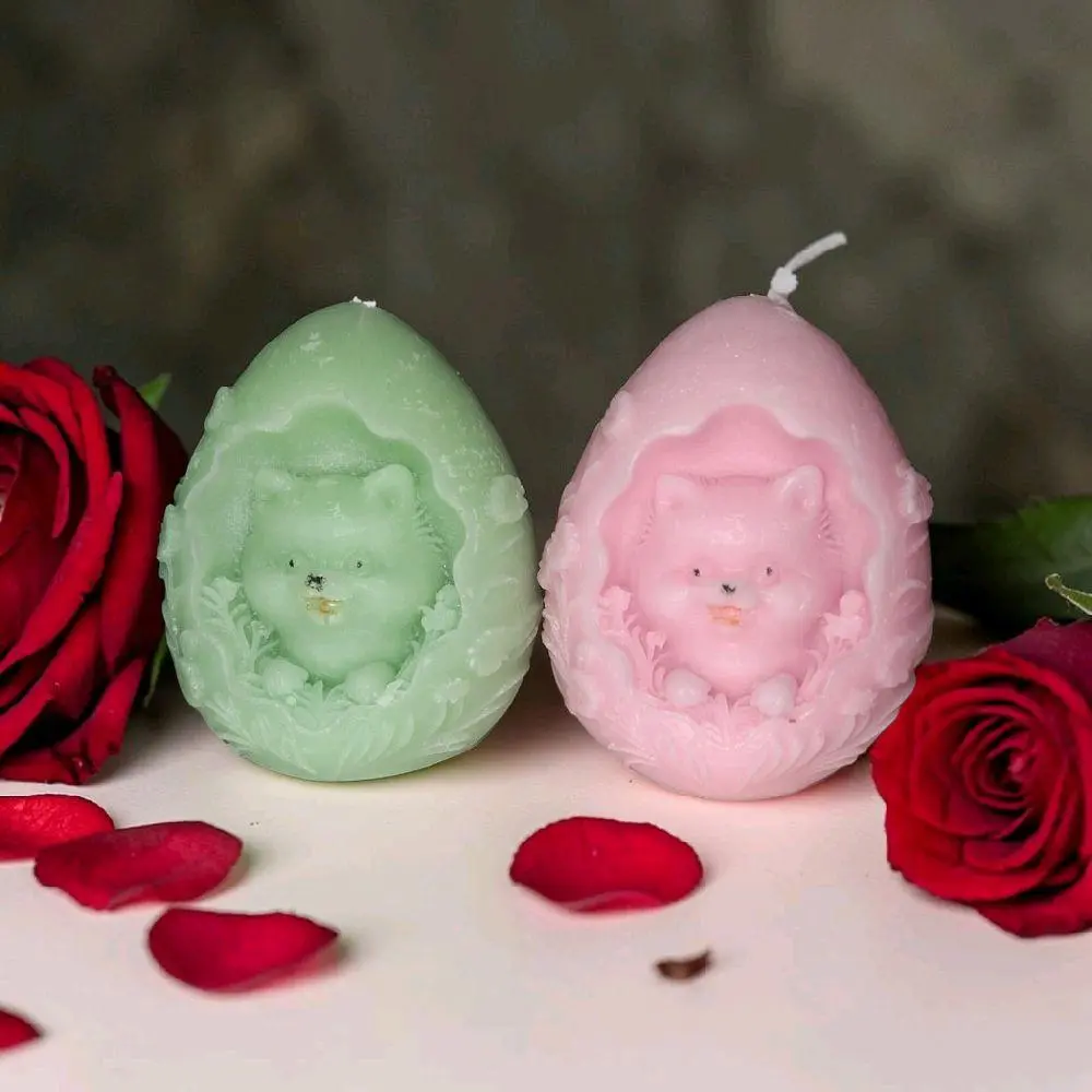 Scented Peek-a-Boo Kitty-Shaped Candle