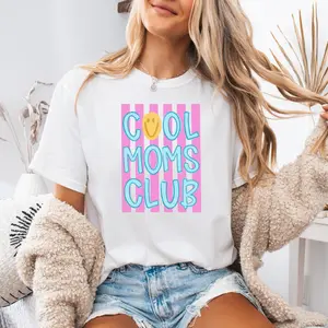 mom graphic tee cool moms club shirt trendy mom shirt funny mom shirt aesthetic t shirt gift for mom cute mom outfit