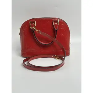 Pre-owned Louis Vuitton leather Crossbody Bags Alma BB Monogram Vernis Crossbody Bag SH378LV