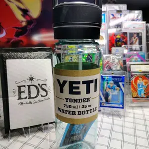 Yeti Yonder 750ml Water Bottle - 25 oz Capacity, Durable Design, Ideal for Outdoor Activities