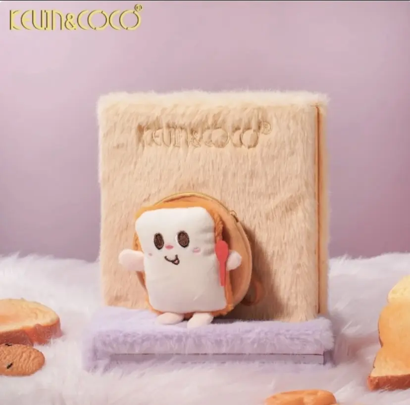 Plush Bread 64 Colors Eyeshadow Palette