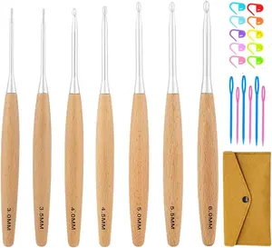 Beech Wood Crochet Hooks Set, Ergonomic Handle Crochet Hooks Set 3.0mm~6.0mm