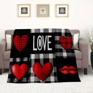 1Pc Winter Warm Plaid Love Print Blanket - Red Black White Pink Checkered Hearts & Love Letters, Soft Beige-Friendly Bedspread For, Valentine'S Gift, All-Season Sofa Throw, Bed Cover (Women'S/Girlfriend'S) - Christmas Gifts