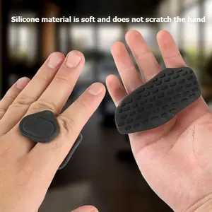 Cross-border strengthener fitness dumbbell weightlifting silicone palm pad pad non-slip grip anti-cocoon grip