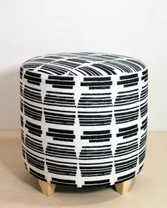 Marguerite in Clairvoyant Large Round Ottoman