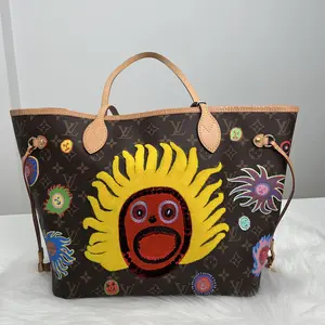 Pre-owned Louis Vuitton Coated Canvas Shoulder Bags x Yayoi Kusama Neverfull MM Monogram Canvas Tote Bag with Sun Prints B8052403 Vluxury