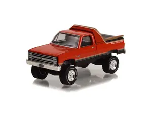 48 PACK - 1984 Chevrolet K-10 Scottsdale 4x4 - Sno Chaser Diecast 1:64 Scale Model - Greenlight 30365
