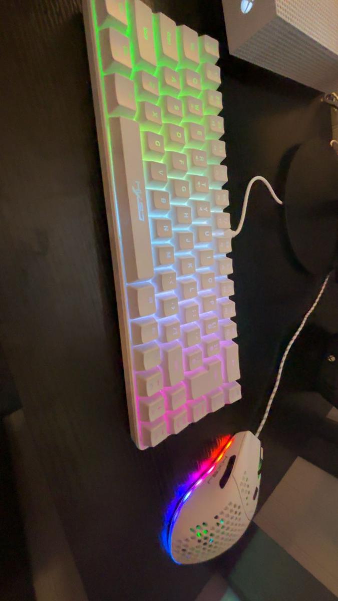 Item: Keyboard & Mouse Set White,  Keyboard And Mouse