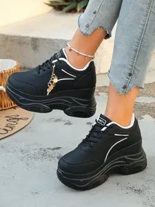 Women's Wedge Heel Casual Sneakers with Detachable Metal Disc Tassel Decor, Lightweight Non‑Slip Slip‑On Shoes, Must‑Have for Petite Ladies, Black & White All‑Match for All Seasons Sports Shoes