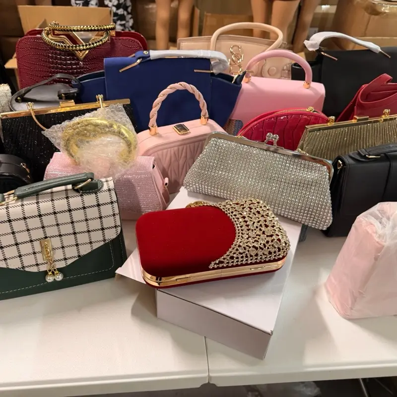 Women's Wallet Box Set 72, Chic Casual Elegant Women's Purse with Magnetic Closure and Card Holder