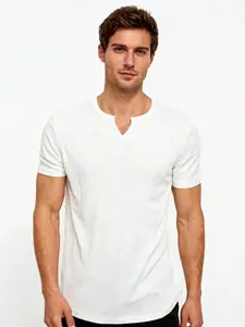 Men's  Spring ＆ Summer Outfits Pure Color Ribbed Henley T-Shirt, Notch V-Neck, Short Sleeve, Slim Fit Stretch Fabric, Casual Summer Top for Daily Wear & Street Style ＆Workout