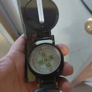 Outdoor Survival Compass, Multi-Functional Waterproof Portable Compass for Hiking Camping Travel, Camping Tools, Camping Equipment, Camping Supplies, Essential Gear for Adventure Enthusiasts, Hiking Essentials