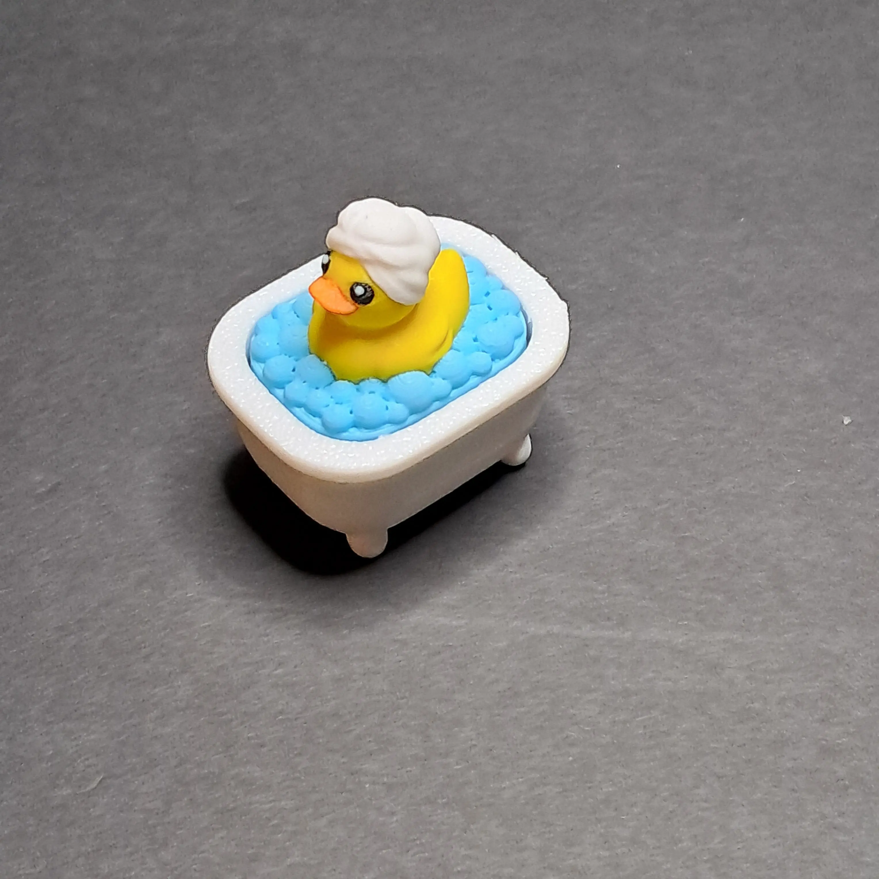 USA-Made 3D Printed Duck in a Bathtub Sensory Fidget Keychain - 1 to 1.9 in Smooth Stress Relief Accessory, Desk Decoration for Anniversary, Birthday, Beach Events