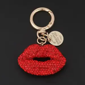 Veliora Gift B Handmade lip-shaped keychain, minimalist style, perfect for women and children. It is an ideal accessory for bags, keychains, car keys, and phone straps.