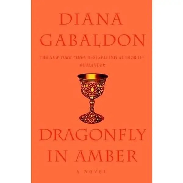 Dragonfly in Amber -- Diana Gabaldon - Hardcover