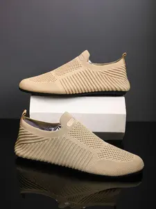 Men's Letter Patched Slip On Walking Shoes, Casual Lightweight Breathable Sports Shoes, Non-slip Outdoor Shoes for Daily Wear