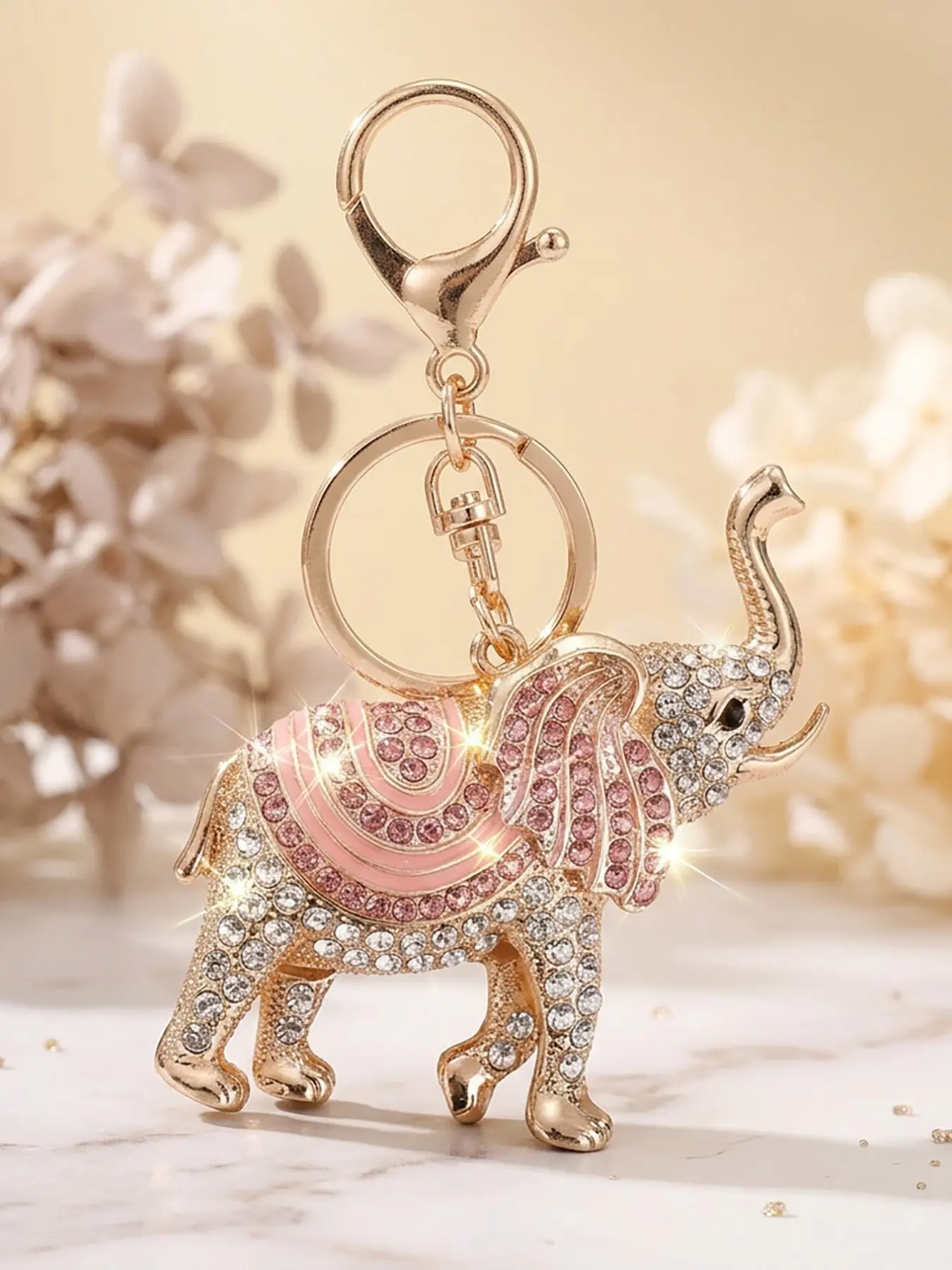 Rhinestone Elephant Hollow Out Pendant Keychain Charm, Bling Bling Keychains, Sparkling Keychain, Elegant Lady Bag Key Holder, Fashionable Alloy Keychain, Fashionable Accessory for Women