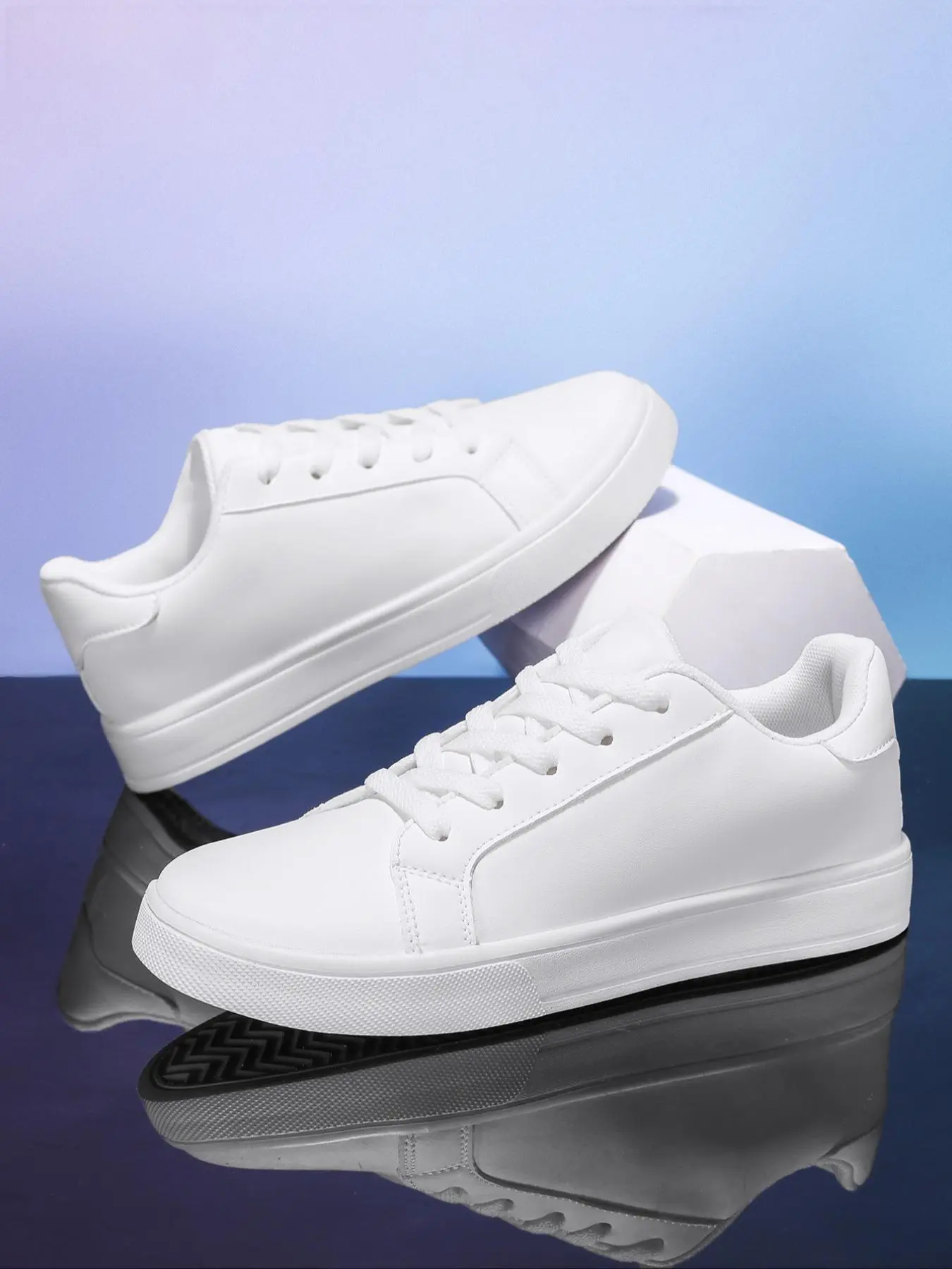 Men's Solid Color Lace Up Skate Shoes, Casual Comfortable Breathable Sports Shoes, Fashionable Skate Shoes for Outdoor Sports, Skateboard Shoes, Skateboarding Shoes, Trending Shoes, Athletic Shoes, Streetwear Shoes