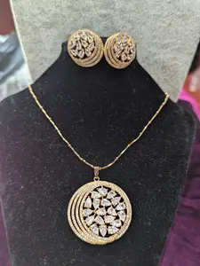 AD Pendant earrings set