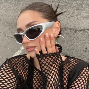 Personalized Cyberpunk Future Technology Sense Sunglasses Women's American Retro European and American Motorcycle Riding Windproof Glasses