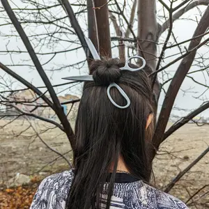 Scissor Hair Pins, Scissors Shaped Hairpin Set of 2, Perfect for Thick & Thin Hair Buns, Ideal Gift for Seamstresses & Gothic Fashion Lovers, Lightweight Construction