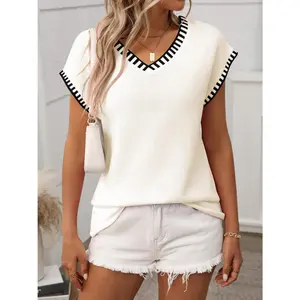 Contrast Trim V-Neck Short Sleeve Knit Top