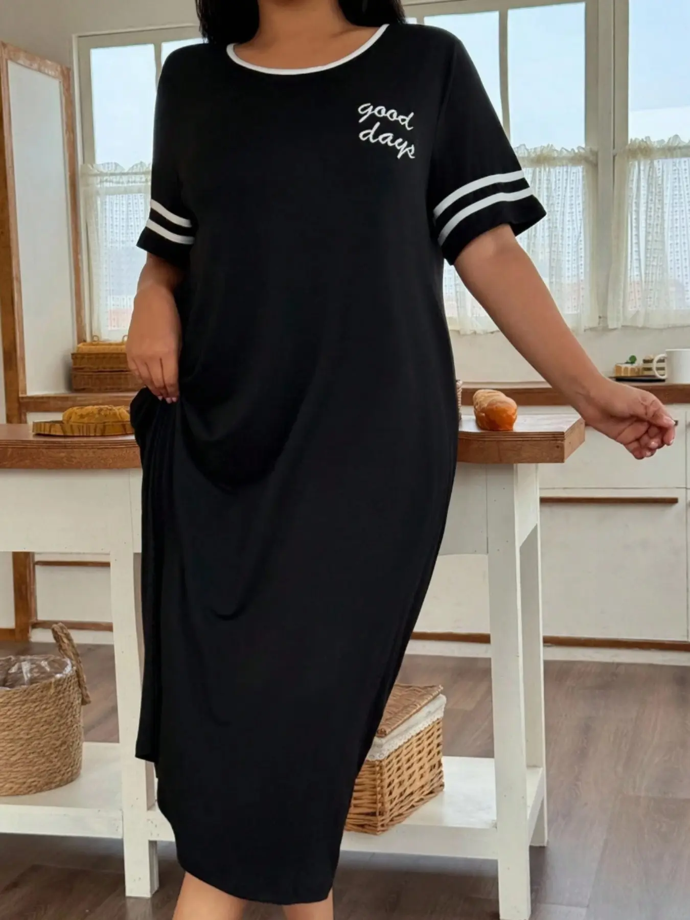 Women's Plus Size Striped Drop Shoulder Letter Print Casual Comfy Nightdress Long Dress Sleepwear Loungewear, Super Comfortable Homeewear for Daily Wear