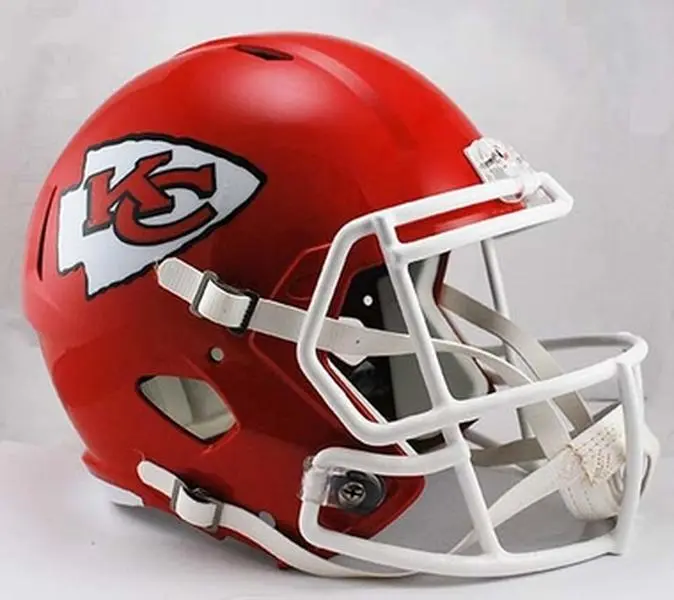 Kansas City Chiefs Deluxe Replica Speed Helmet, Facemask, Collectible Helmet, Molded Foam Jaw Pads