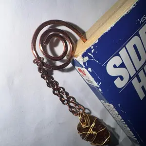Handmade Copper Wire Bookmark with Crystal Pendant Agate Unique Book Accessory for Readers