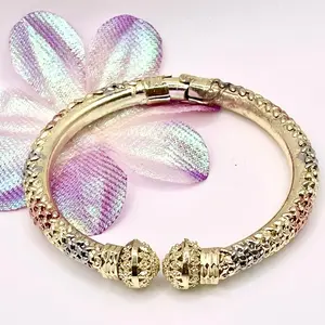 Bracelet Bangle Tricolor Gold Filled Filigree Style Oro Laminado Pulsera  Elegant Design and Colorful Accents