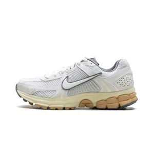 Zoom Vomero 5 WMNS "Summit White Pure Platinum" FJ2028 101