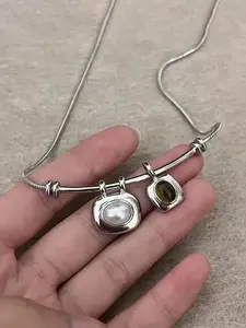 1 Piece Minimalist Unique Twin-Tone Tiger's Eye Imitation Pearl Geometric Pendant Necklace - Stylish Women's Fashion Everyday Versatile Party Necklace Jewelry Accessories