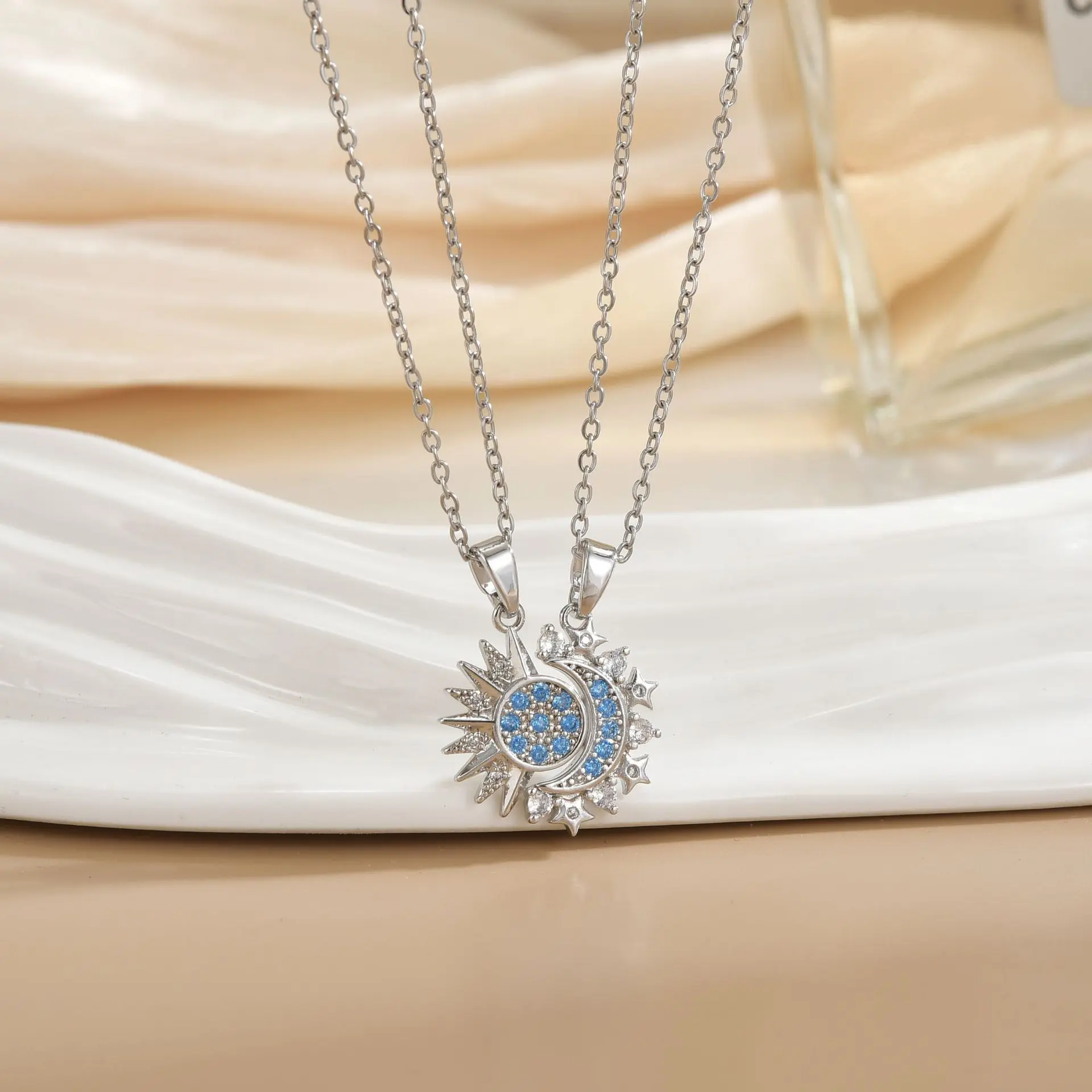 Magnetic couple necklace 5