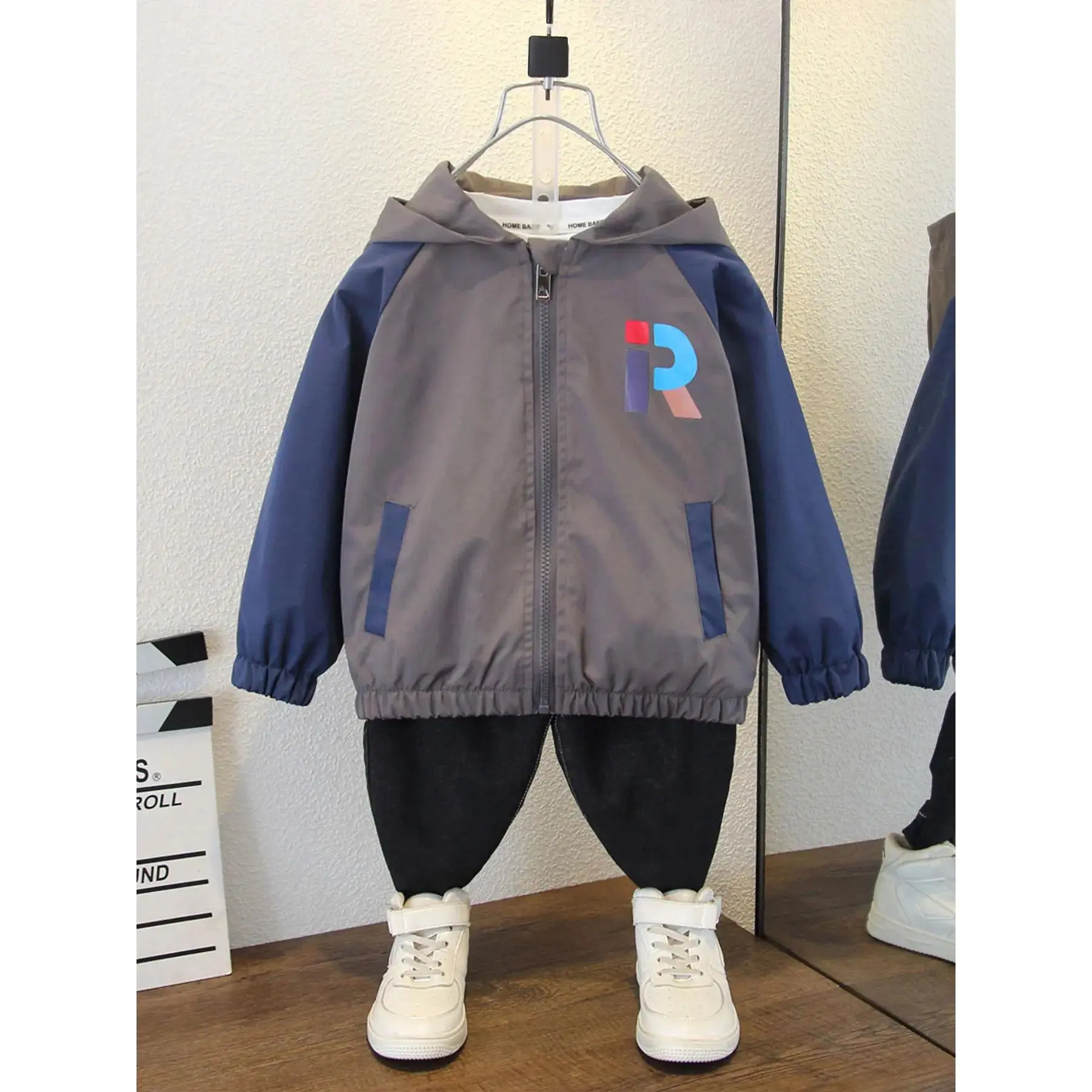 Child Sized Boys' Letter Pattern Jacket - Long Sleeve Windproof Woven Zip-Up Hooded Casual Wear Coat, Machine Washable Cold Wash Kids' Daily Outerwear, Child Sized Boys' Jackets