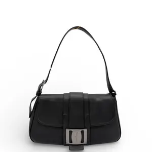 Pre-owned SALVATORE FERRAGAMO Leather Shoulder Bags Flap Bag Calfskin Black (pa011526a0)