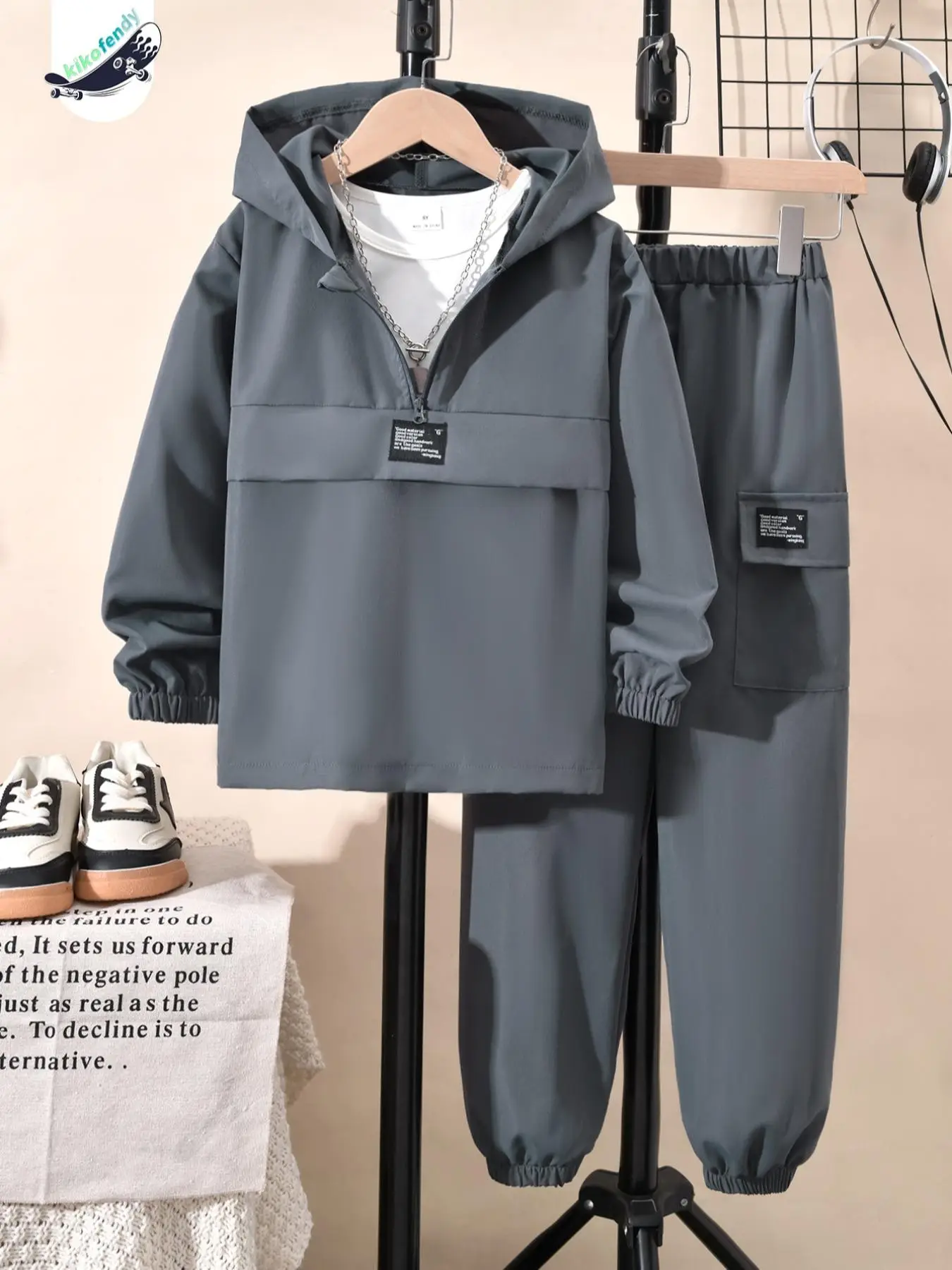 Two-piece Set Boy's Solid Zip Up Hoodie & Pocket Sweatpants Set, Casual Comfort and Functionality Long Sleeve Hooded Sweatshirt & Jogger Pants, Kids S