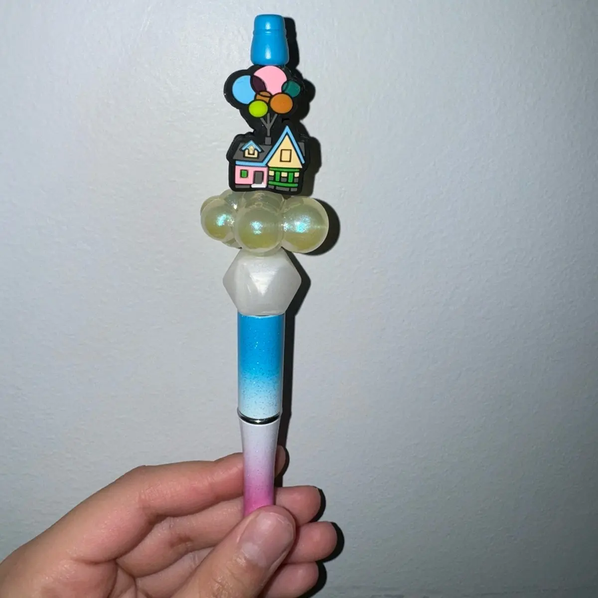 Up pen