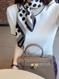 Women's Elegant Silk Scarf, Floral Pattern, Breathable Square Shawl, Versatile Headscarf, Neck Scarf, Suitable for Outdoor & Formal Occasions