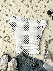 2026 Summer New Women's Off Shoulder Polka Dot Crop Top, Basic Tops for Going Out, Party, Date, Vacation, Daily Wear, Y2K Fashion, Retro Style, Street Style, Womenswear, Women's Tops, Crop Tops, Off Shoulder Tops, Polka Dot Tops, Ruched Tops