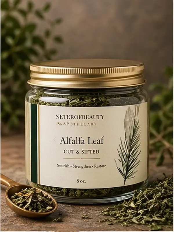 Alfalfa Leaf Alfalfa Leaf